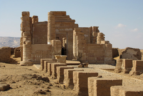 Deir-El-Haggar-Oasi-di-dakhla-egitto2