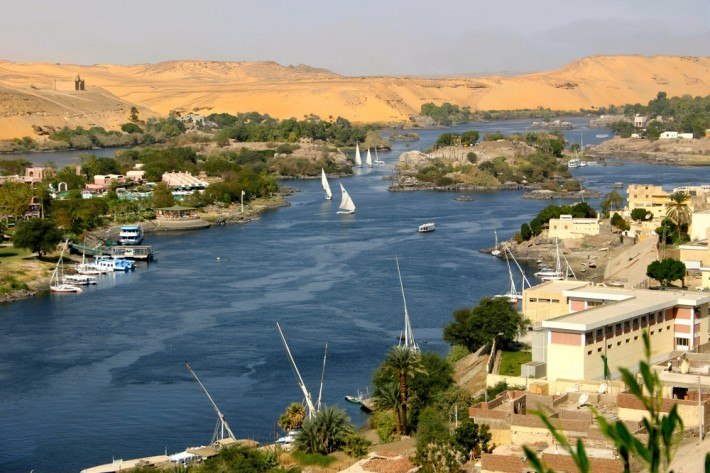 agha-khan-mausoleum-aswan88